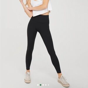 OFFLINE by Aerie | Goals High Waisted 7/8 Seamless Black Yoga Gym Leggings XXS